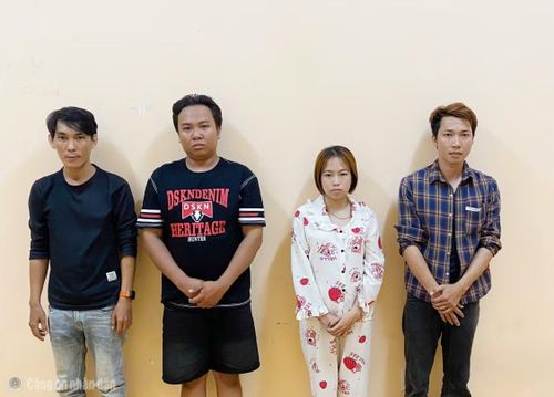 Các đối tượng tại cơ quan Công an.