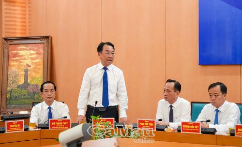 Chủ tịch UBND tỉnh Cà Mau Lữ Quang Ngời bày tỏ ấn tượng trước sự phát triển của Thủ đô và mong muốn nhận được sự hỗ trợ kết nối đầu tư.