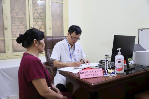 100% người tham gia khám sức khỏe sẽ được lập hồ sơ sức khỏe điện tử. Ảnh: PV
