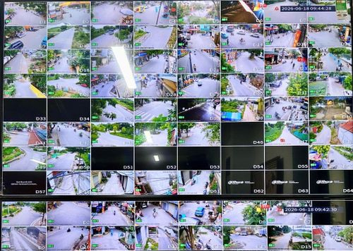 Trung tâm Điều hành thông minh (IOC DaiThanh) tích hợp hệ thống gần 200 Camera AI. Ảnh: Hoàng Quyết