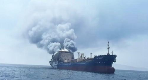 Mỹ cáo buộc Iran đứng sau vụ việc và tiến hành không kích nhiều mục tiêu ven biển của nước này vào ngày 26/6.