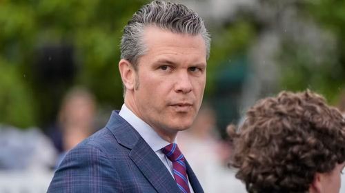 Trong khi đó, Bộ trưởng Quốc phòng Mỹ Pete Hegseth vẫn khẳng định chiến dịch quân sự của Washington đã làm suy giảm đáng kể năng lực quân đội Iran.