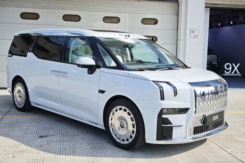 Mẫu MPV cỡ lớn thuần điện hạng sang Zeekr 009 đang được nhiều khách hàng tại Thái Lan quan tâm, đồng thời có mức giá "dễ chịu" hơn các đối thủ cùng phân khúc như Toyota Alphard. Ảnh: Phong Vân