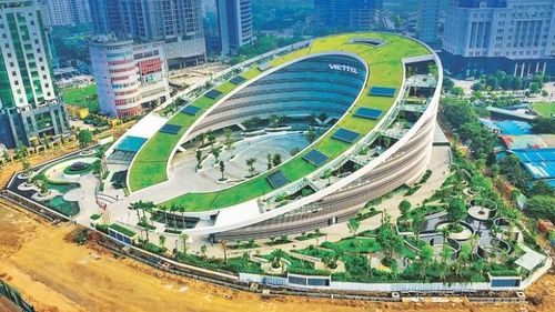 Tòa nhà trụ sở Tập đoàn Viettel đạt chứng chỉ LEED của Hội đồng Công trình xanh Hoa Kỳ. (Nguồn: Bộ Xây dựng)