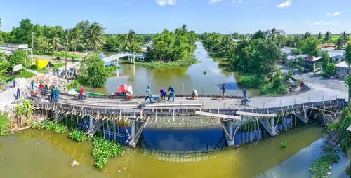 Cầu Kênh Từ Bi số 70 có chiều dài 39m, được đầu tư xây dựng với kinh phí hơn 632 triệu đồng.