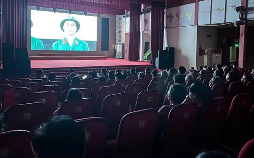 Không chỉ hơn 190 cụm rạp trên toàn quốc đồng loạt chiếu miễn phí phim cách mạng. nhiều cơ quan, đơn vị cũng tham gia trình chiếu trong Tuần phim Kỷ niệm 79 năm Ngày Thương binh - Liệt sĩ.