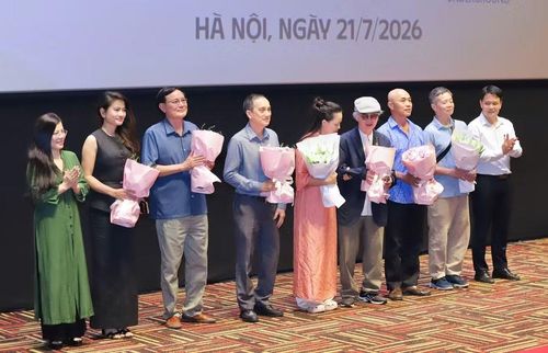 Các đạo diễn, nghệ sĩ có các tác phẩm được trình chiếu trong Tuần phim tại Hà Nội.