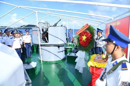 Quang cảnh lễ tưởng niệm.