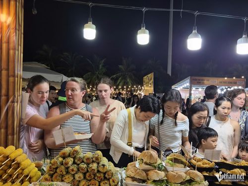 Các món chế biến hấp dẫn được đông đảo du khách quốc tế lựa chọn trải nghiệm