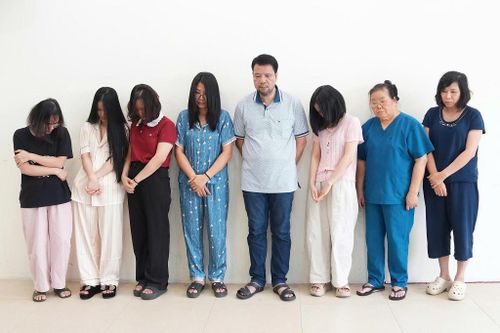 Nhóm đối tượng bị khởi tố. Ảnh: CACC