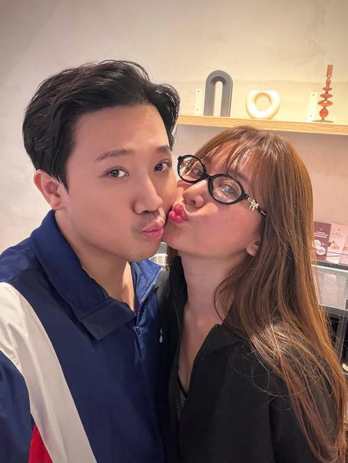 Trấn Thành và Hari Won đã bên nhau được hơn 10 năm. 