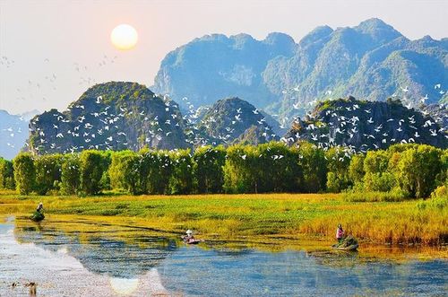 Đầm Vân Long. Ảnh: MT/báo Lao Động