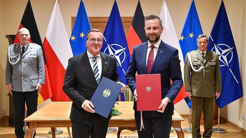 Ba Lan và Đức ký thỏa thuận hợp tác quốc phòng mới vào tháng 6/ 2026. Ảnh: Euronews.