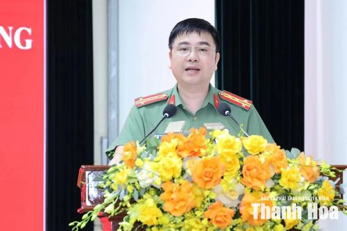 Đại diện lãnh đạo Cục An ninh đối ngoại, Bộ Công an chia sẻ một số vấn đề lưu ý trong công tác quản lý nhà nước về công tác phi chính phủ nước ngoài.