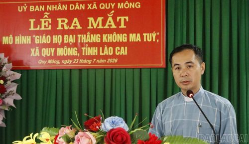 Linh mục Nguyễn Đức Tùng - Phó đặc trách Giáo xứ An Bình phát biểu hưởng ứng, định hướng giáo dân cùng chung tay xây dựng giáo họ bình yên, không ma túy.