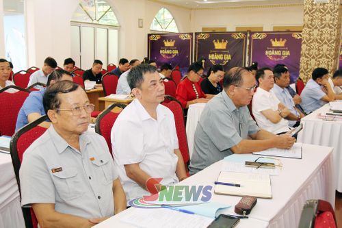 Các đại biểu tham dự hội nghị
