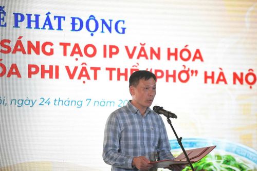Ông Nguyễn Thành Lợi, Phó Giám đốc Cơ quan Báo và Phát thanh, Truyền hình Hà Nội phát động cuộc thi. 