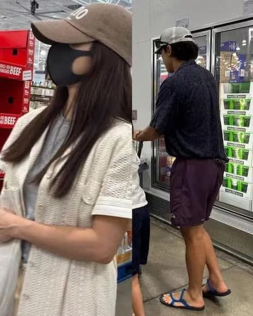Hình ảnh mới đây của Bi Rain và Kim Tae Hee. Ảnh: Chosun.