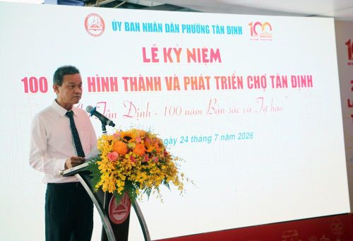 Ông Nguyễn Thành Danh, Phó Chủ tịch UBND phường Tân Định phát biểu tại lễ kỷ niệm