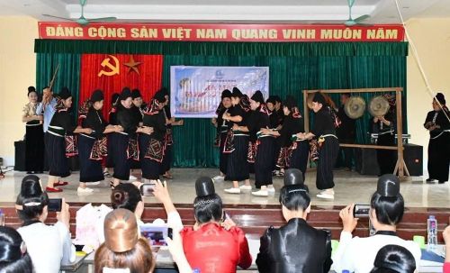 Việc thành lập Tổ Phụ nữ dệt thổ cẩm dân tộc Thái là bước đi thiết thực của Hội LHPN xã Yên Châu trong bảo tồn văn hóa gắn với phát triển kinh tế, tạo việc làm, nâng cao thu nhập cho phụ nữ và làm phong phú thêm trải nghiệm văn hóa cho du khách khi đến với Yên Châu nói riêng, tỉnh Sơn La nói chung