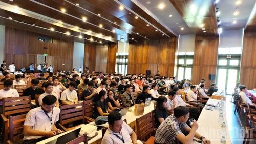 Đại diện các đội tham dự vòng Chung kết Cuộc thi Hackathon quốc tế QC4SG Viet Nam 2026.