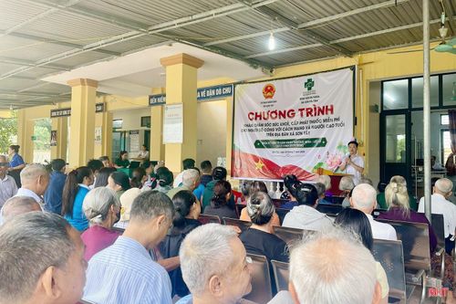 Chương trình khám, tư vấn sức khỏe, cấp phát thuốc miễn phí được Bệnh viện Đa khoa Sài Gòn - Hà Tĩnh tổ chức nhằm thực hiện Nghị quyết số 72-NQ/TW của Bộ Chính trị và Công văn số 635/QĐ-SYT của Sở Y tế Hà Tĩnh về hỗ trợ, hướng dẫn khám sức khỏe định kỳ, khám sàng lọc miễn phí cho Nhân dân, đồng thời thể hiện sự tri ân đối với người có công với cách mạng nhân dịp kỷ niệm Ngày Thương binh – Liệt sĩ.