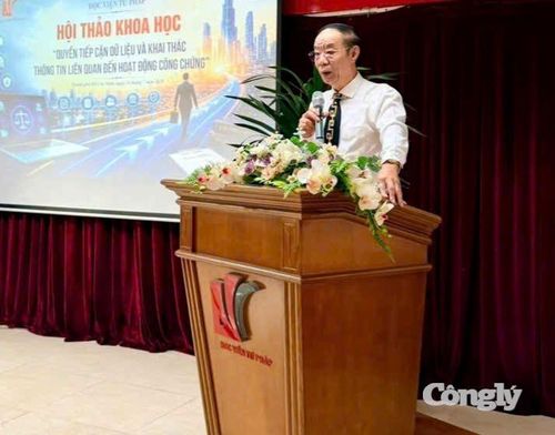 Ông Nguyễn Trường Thiệp - Phó Giám đốc Học viện Tư pháp phát biểu.