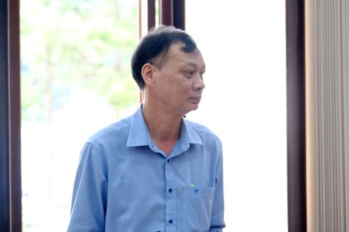 Ông Lê Văn Thanh, Phó Giám đốc phụ trách Trung tâm Quản lý nhà tỉnh Lâm Đồng phát biểu tại buổi làm việc