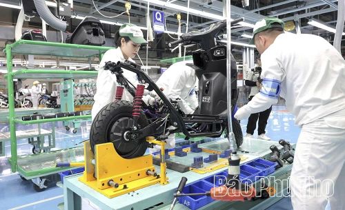 Trong 6 tháng đầu năm 2026, Công ty Honda Việt Nam ước tính nộp NSNN khoảng 7.000 tỷ đồng, tăng gần 2.500 tỷ đồng so với cùng kỳ năm 2025.