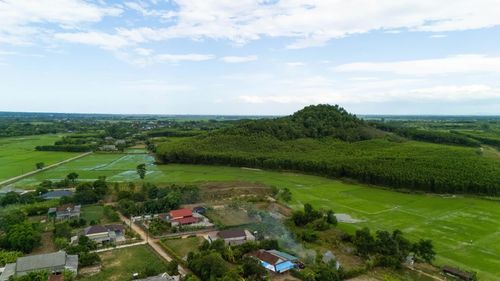 Núi Linh Sơn, còn gọi là núi Voi, hoặc cao điểm 74 thuộc xã Vĩnh Thủy - Ảnh: P.T.L
