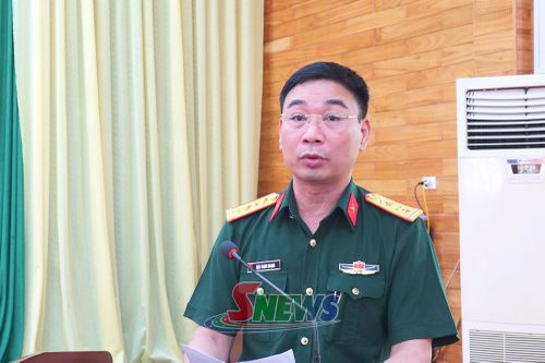 Đại tá Đậu Thanh Quang, Chính ủy Bộ Chỉ huy Quân sự tỉnh phát biểu tại lễ phát động.