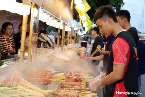  Gian hàng các món nướng của Bắc Ninh