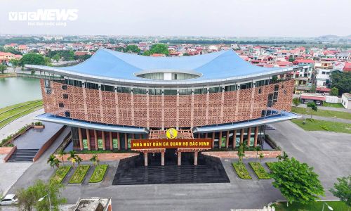 Nhà hát dân ca quan họ Bắc Ninh. (Ảnh: Văn Chương)