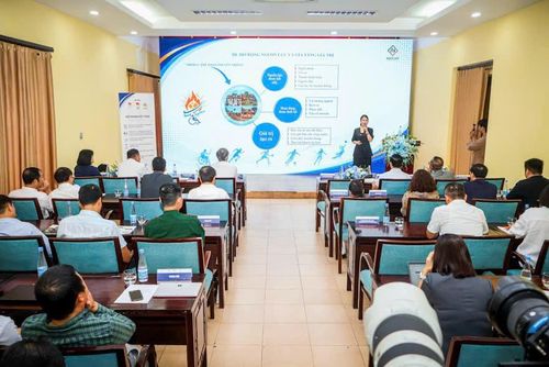 Quang cảnh hội thảo "Nâng cao năng lực quản lý tổ chức các sự kiện thể thao". Ảnh: Bùi Lượng