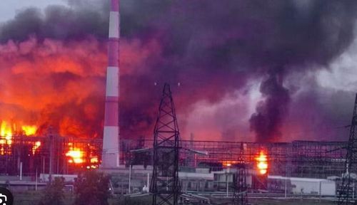 Trước đó, hai kho hàng của doanh nghiệp này tại Krasnodar và Stavropol cũng bốc cháy sau các cuộc tấn công bằng UAV.