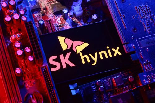 Sự bùng nổ của AI đã giúp gia tăng đáng kể tài sản của các nhà đầu tư tại SK Hynix. Ảnh: Reuters.