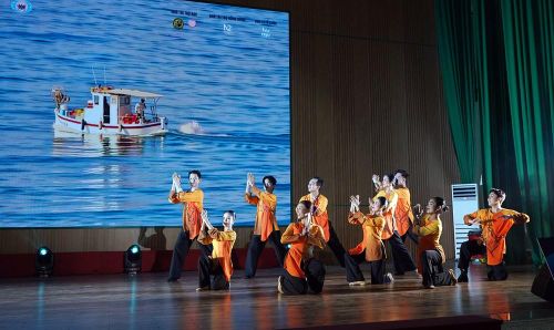 Một tiết mục nghệ thuật trong chương trình