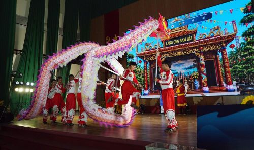 Múa Lân Sư Rồng trong Lễ hội Nghinh Ông
