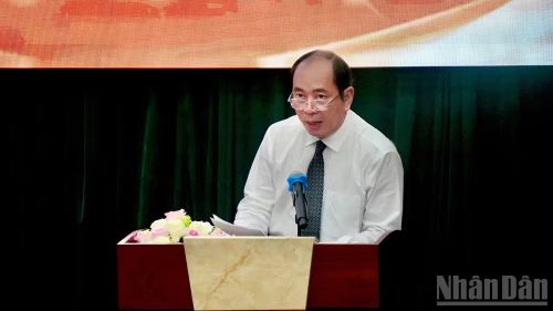 Phó Giáo sư, Tiến sĩ, bác sĩ Tăng Chí Thượng, Giám đốc Sở Y tế Thành phố Hồ Chí Minh.