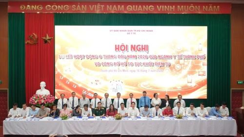 Chương trình phối hợp giữa các bệnh viện và Ủy ban nhân dân xã, phường tăng tốc khám sức khỏe toàn dân.