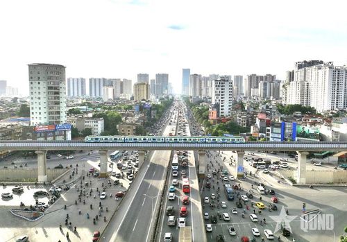 Một góc Hà Nội nhìn từ trên cao. Ảnh: TUẤN HUY