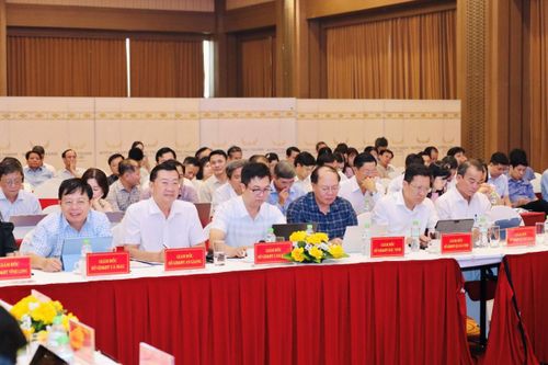 Đại biểu dự hội nghị.