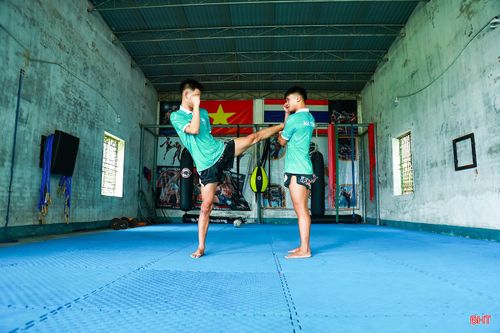 Muay Thái Hà Tĩnh đối diện nhiều khó khăn, thử thách về cơ sở vật chất, trang thiết bị tập luyện.