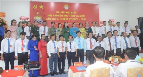 Ra mắt Ban Chấp hành Hội Khuyến học tỉnh Cà Mau khóa I, nhiệm kỳ 2026 - 2031. Ảnh: Tuấn Kiệt – TTXVN