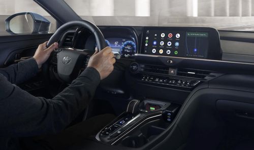 Không gian nội thất Toyota Crown 2027. Ảnh: Carscoops