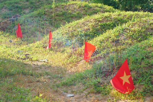 Trên mỗi phần đất quê hương là cả niềm kiêu hãnh của tuổi trẻ.