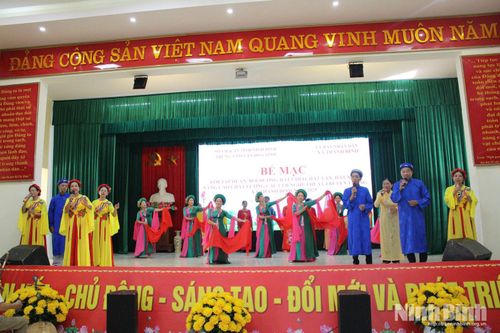 Bế mạc lớp tập huấn, bồi dưỡng hát chèo, hát văn, hát xẩm tại xã Thanh Bình.