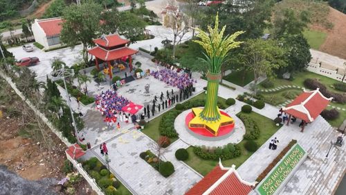 Toàn cảnh khu tưởng niệm nơi hy sinh của 16 TNXP thuộc C130 - Ảnh: Q.V