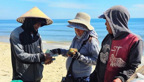 Mỗi chuyến đánh bắt ghẹ thu về vài triệu đồng, thuyền lớn có thể thu về trên dưới chục triệu đồng