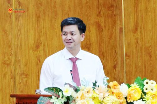 Nguyên Bí thư Thành ủy Cần Thơ Lê Quang Tùng phát biểu